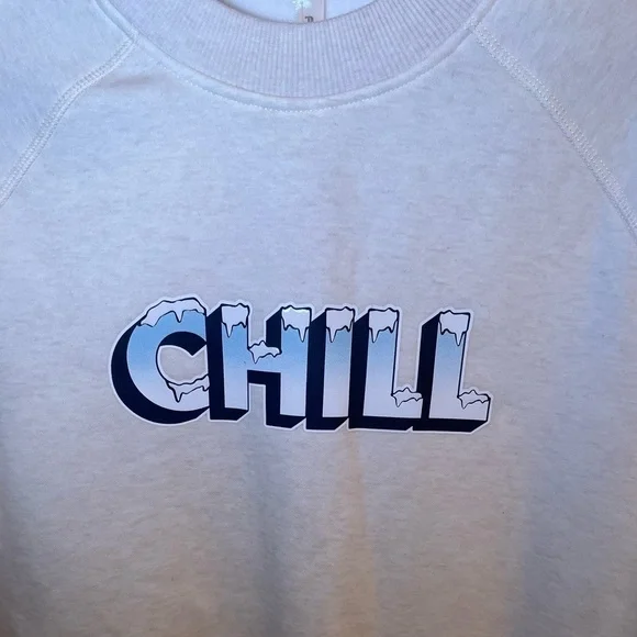 Fabletics - Cozy Fleece Raglan Sweatshirt - Picture 2 of 4